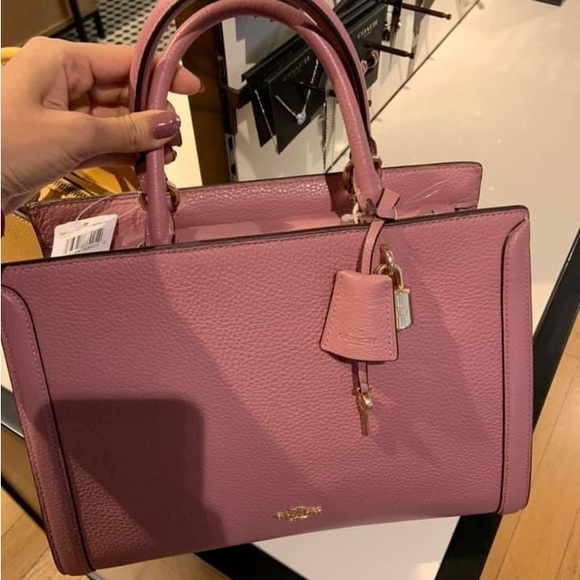 COACH PURSE WITH LOCK AND KEY - Picture 3 of 13